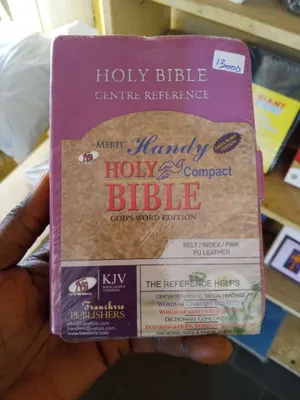 Merit Handy Compact index with Belt Bible 